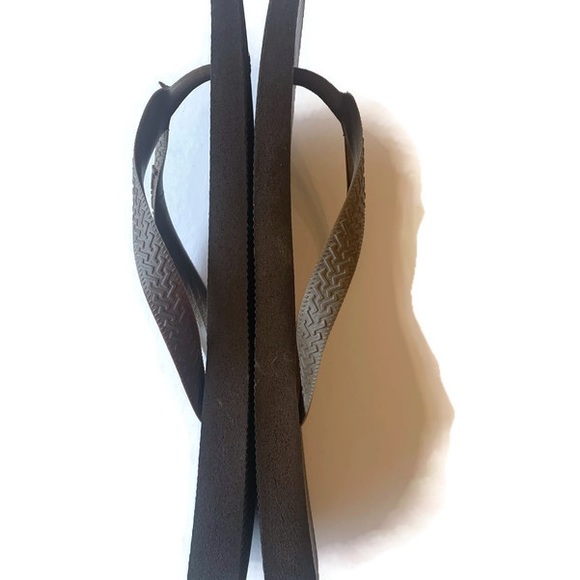 Havianas Brown Flip Flops SIZE 9/10 - Picture 3 of 8